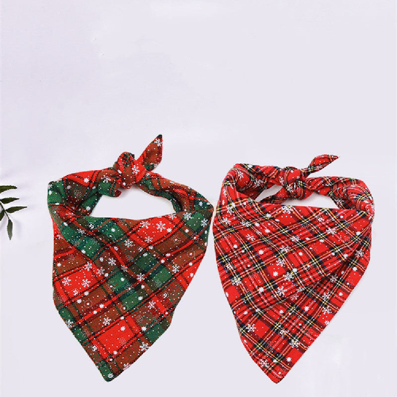 HKM-7053501 Plaid Cotton Christmas Dog Scarf - Triangular Design for Festive Styling