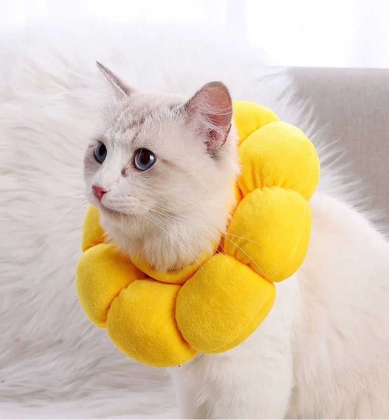 HKM-7075133 Comfortable Cotton Neck Collar for Cats and Dogs - Anti-Licking and Bite Protection, Adjustable Fit for Recovery