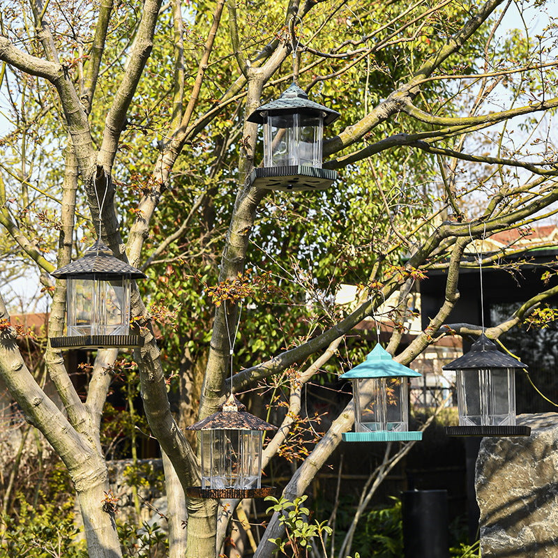 HKM-7079101 Suspended Outdoor Bird Feeder Made of Durable PP and PET