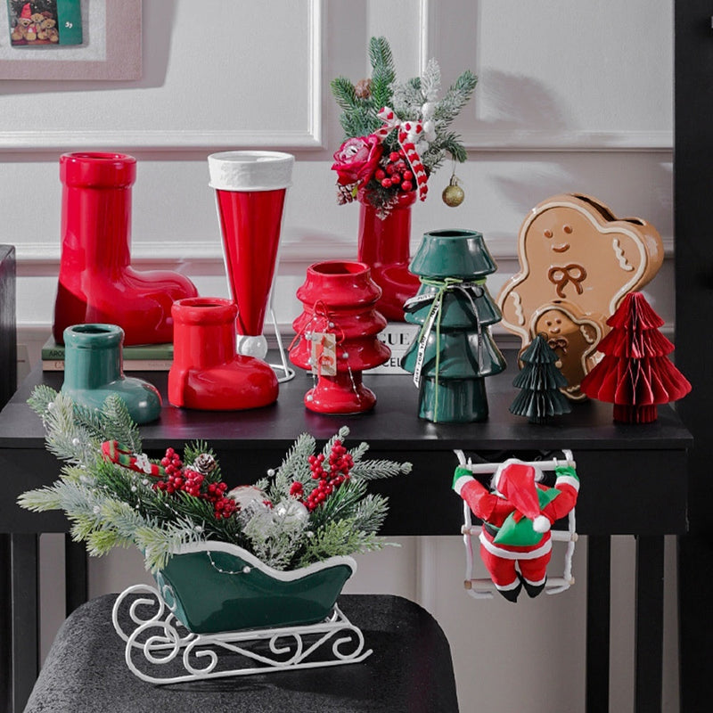 HKM-710291 Gingerbread Man Ceramic Vase for Modern Floral Arrangements, Hand-Painted Glazed Design