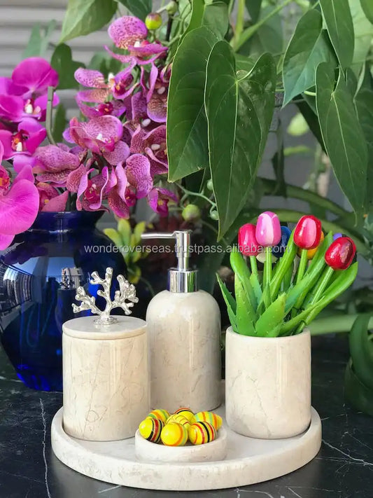 HKM-711059 Resin Five-Piece Bathroom Lotion Bottle Set for Home and Hotel Use