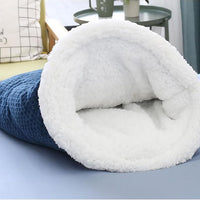 HKM-7136957 Cozy Sleeping Bag for Cats, Warm Semi-Enclosed Crinkle Sack Bed for Cats Up to 6kg