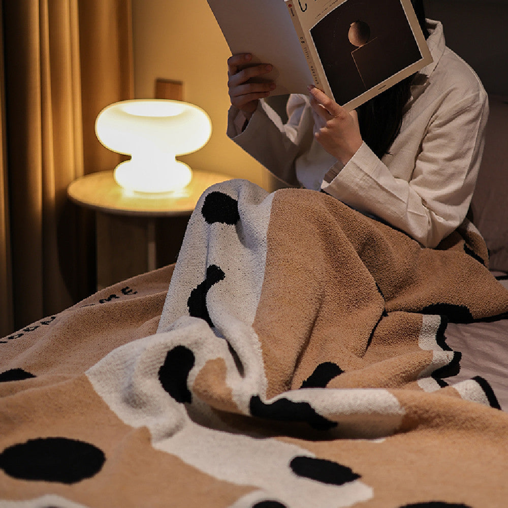 HKM-714899 Half Fleece Blanket for Comfort and Warmth, Geometric Design, 160x105cm, Ideal for Living Room