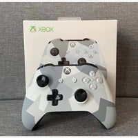 HKM-715411 Wireless Gamepad Controller - Grey, Compatible with Xbox One