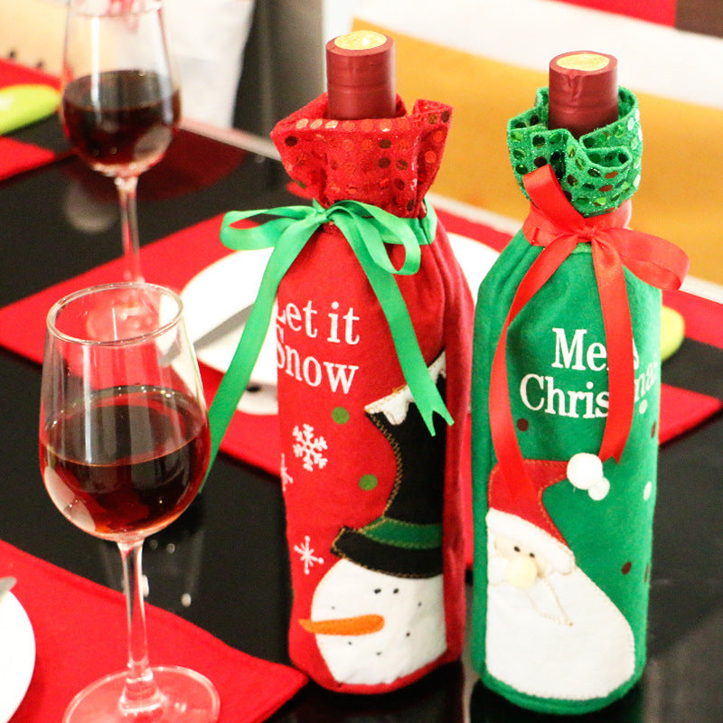 HKM-720147 Christmas Wine Bottle Cover Set - Festive Red and Green Cloth Decor for Holiday Gifting