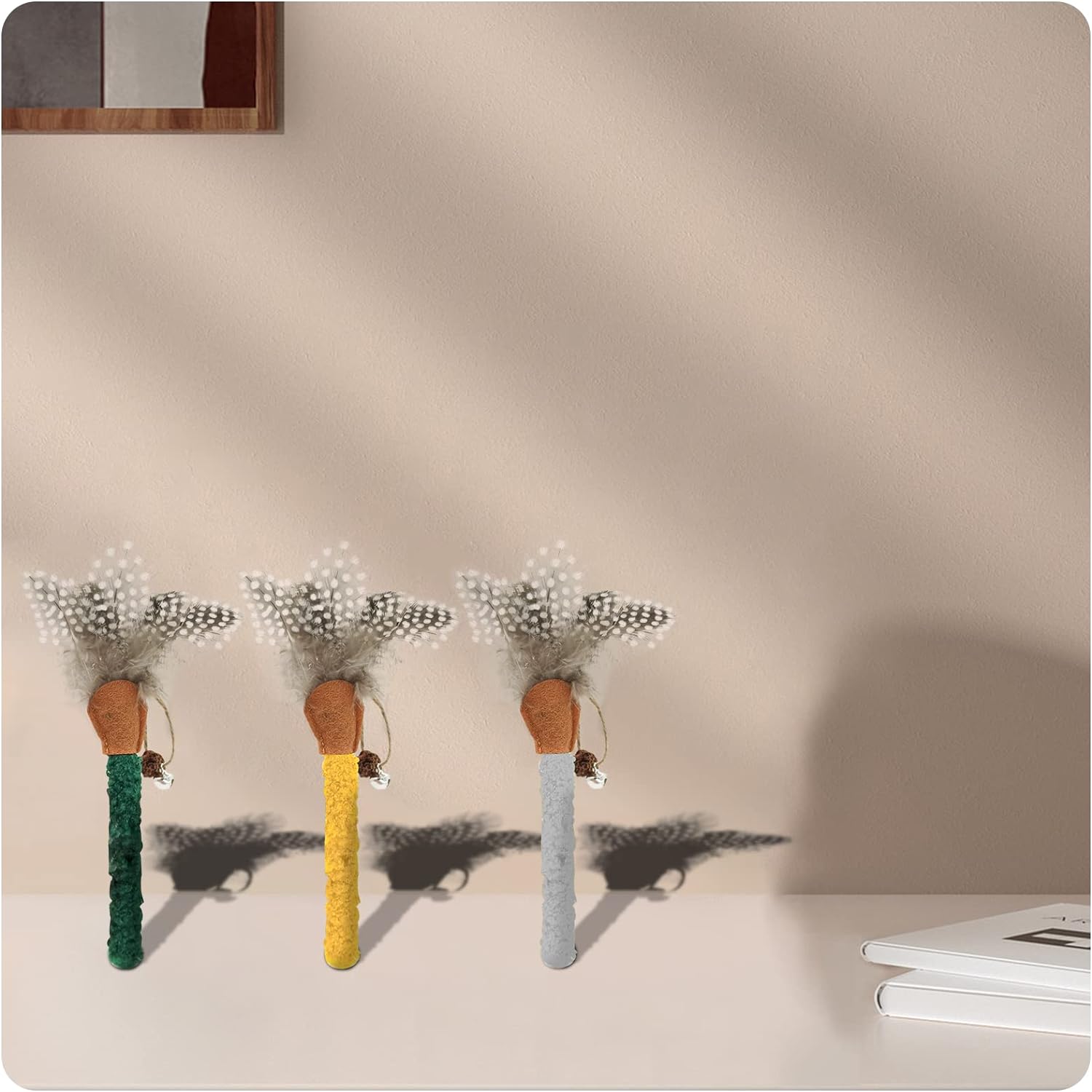 HKM-7205693 Natural Cat Chew Sticks with Feather for Teeth Cleaning and Stress Relief, 3-Color Set