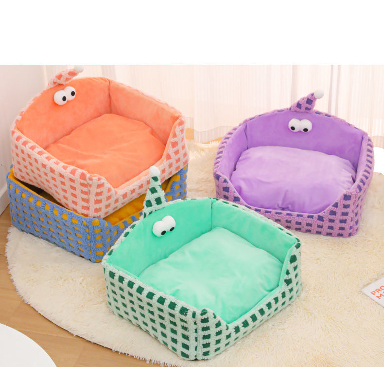 HKM-7228733 Cozy Triangular Pet Sleeping Nest – Disassemblable and Washable for Cats, Thick Warm Kennel for Autumn and Winter