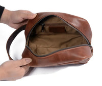 HKM-727507 Retro Cowhide Make-up Wash Bag - Portable Travel Storage Bag with Zipper Closure