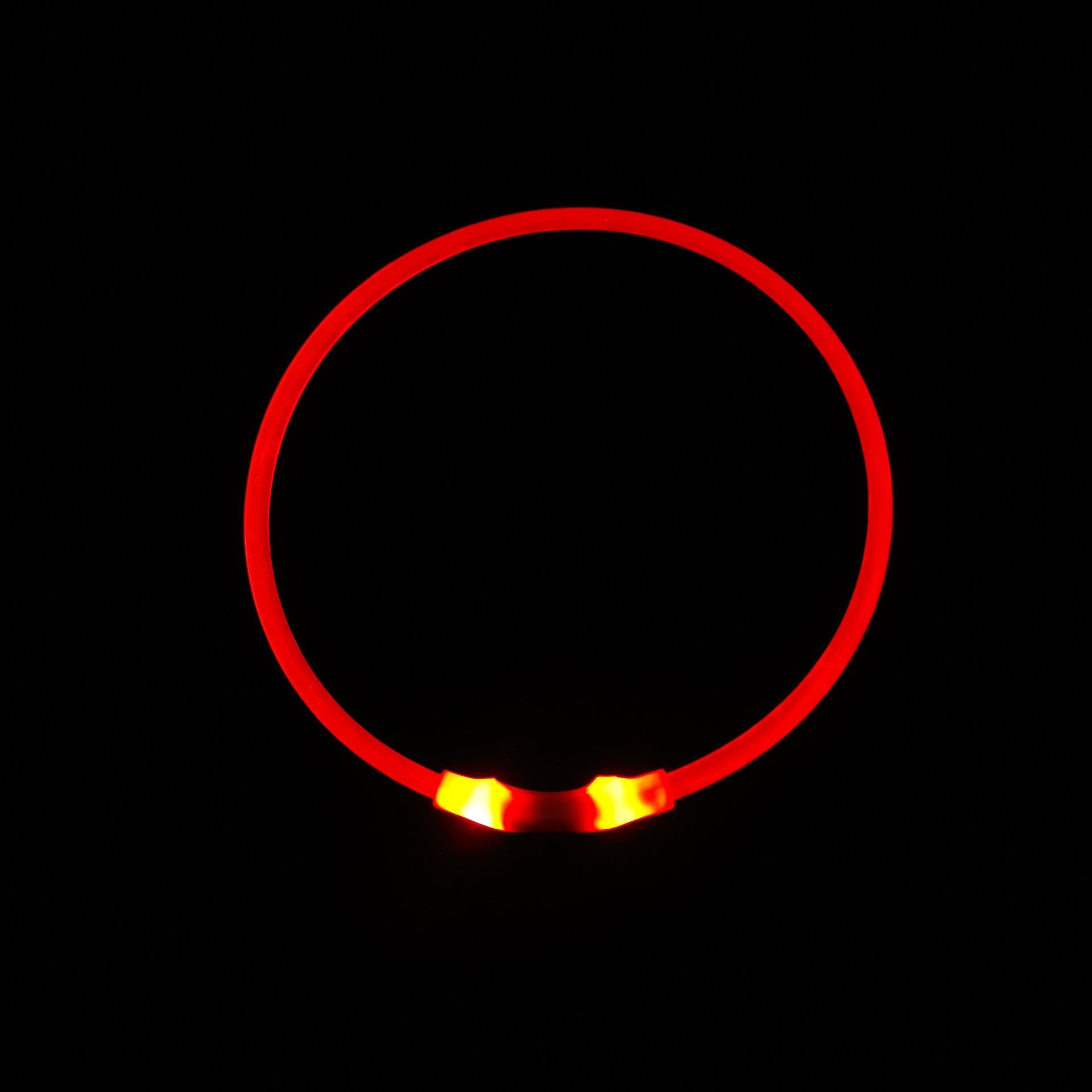 HKM-7325757 Luminous USB Rechargeable Dog Collar ¨C Bright & Durable for All Seasons
