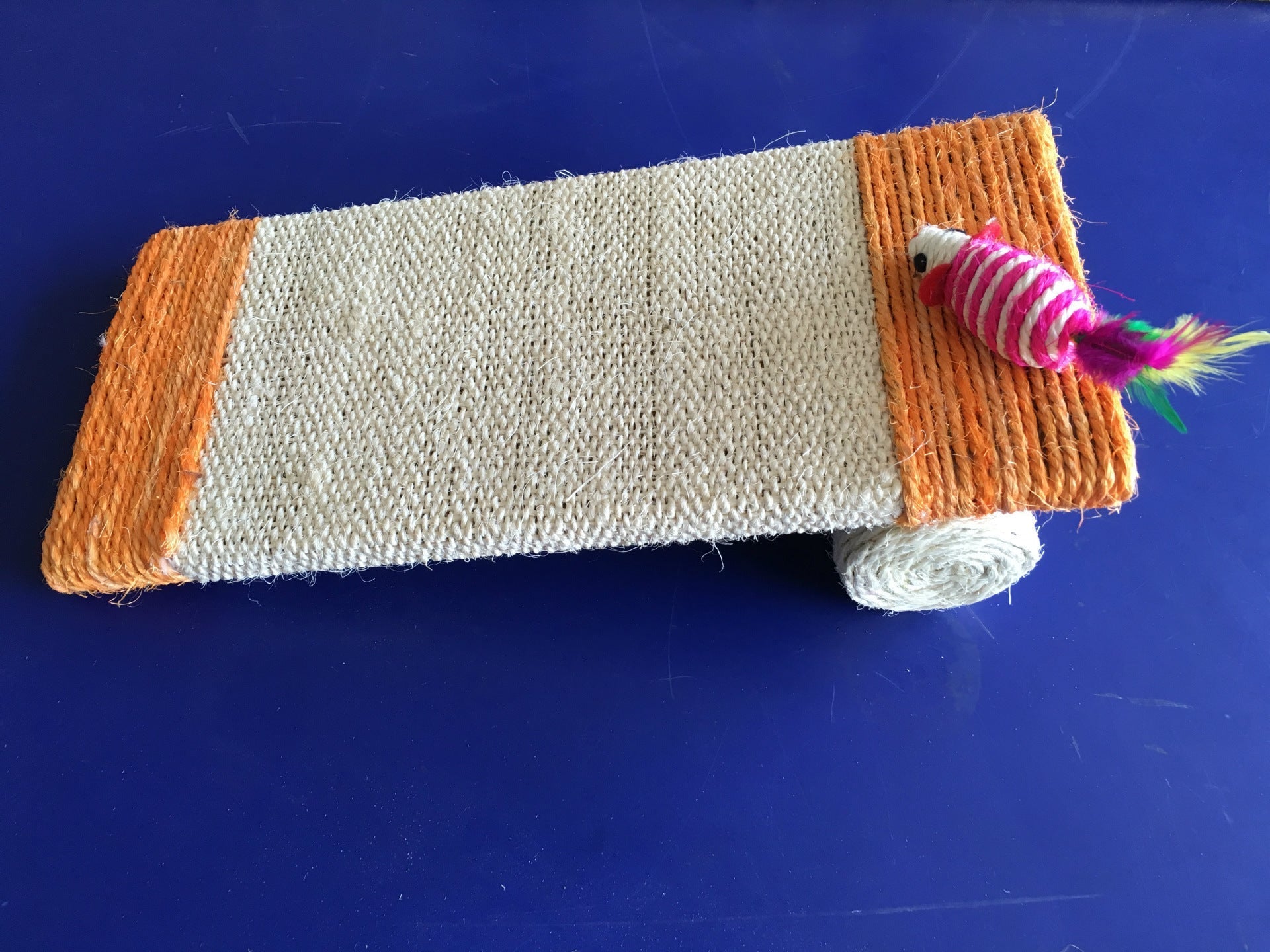 HKM-7368253 Sisal Cat Scratching Blanket and Board - Durable 44x30cm for Scratch Relief