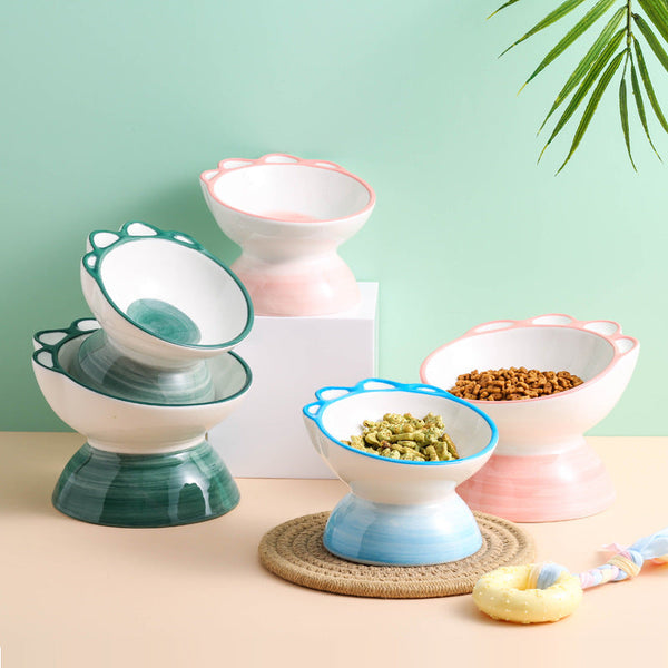 HKM-7379773 Cute Cartoon Paw Shaped Ceramic Pet Bowl with 15¡ã Inclined Surface for Food and Water