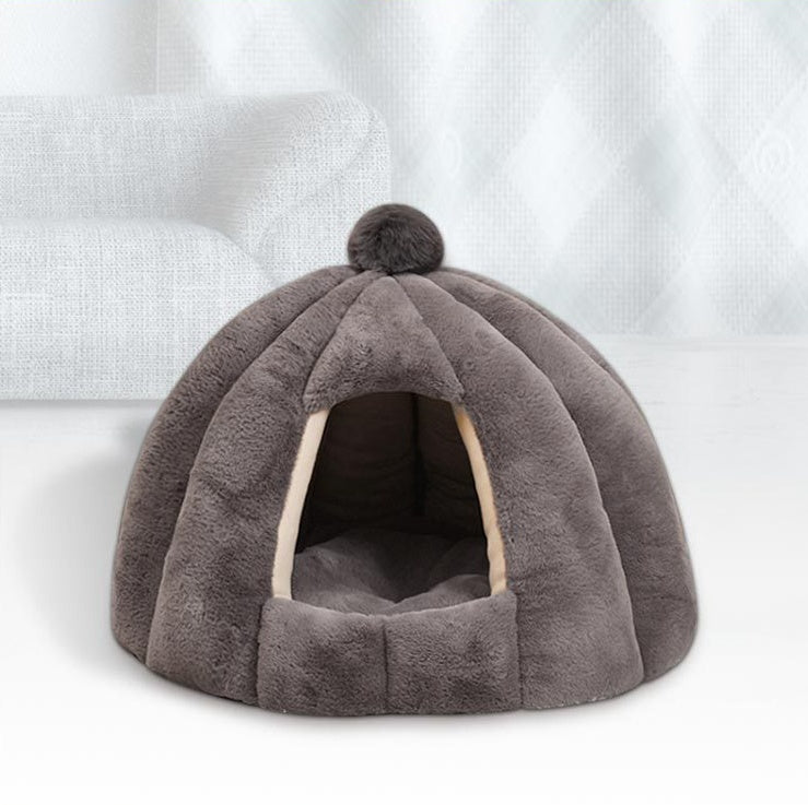 HKM-7443389 Cozy Plush Cat and Dog House with Washable Pumpkin Bag Design