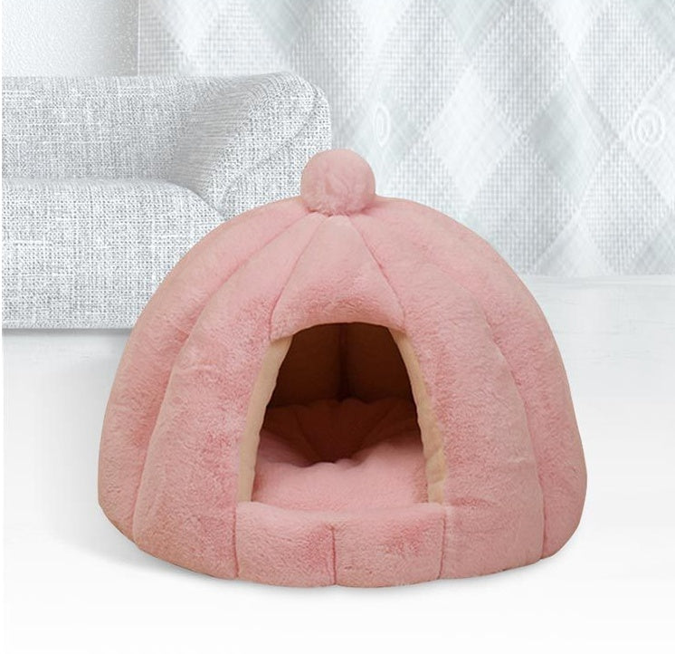 HKM-7443389 Cozy Plush Cat and Dog House with Washable Pumpkin Bag Design