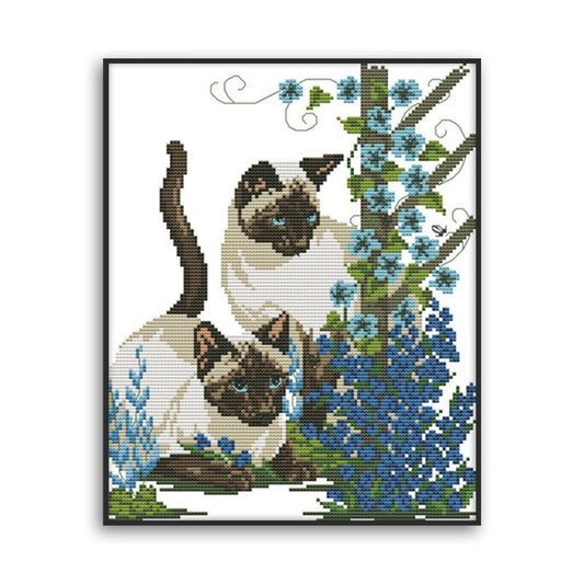 HKM-747539 Two Kittens Cross Stitch Kit - 11CT & 14CT Embroidery Cloth, Thread, Needle Included, Sizes 35X41 cm & 28X32 cm