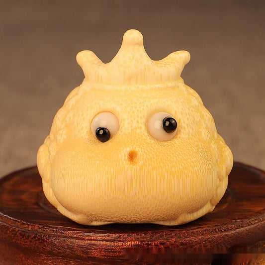 HKM-748947 Bamboo Carving Crown Princess Toad Hand Piece for Gifts and Decor