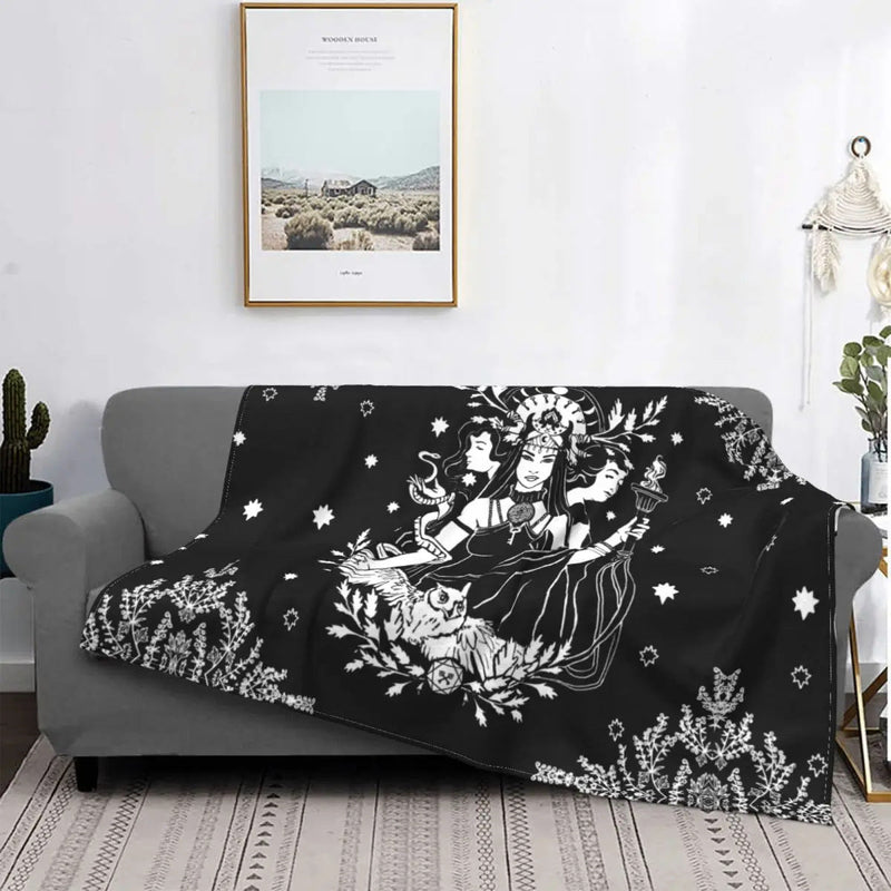 HKM-7505725 Gothic Geometric Pattern Flannel Blanket for All Seasons, Multiple Sizes Available