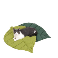HKM-7523645 Leaf-Shaped Cat Mattress Nest - Double-Sided Warm and Comfortable Pad for Cats and Dogs