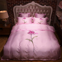 HKM-753235 Washed Silk Bedding Set in Tencel with European Pattern – Embroidered and Quilted Design