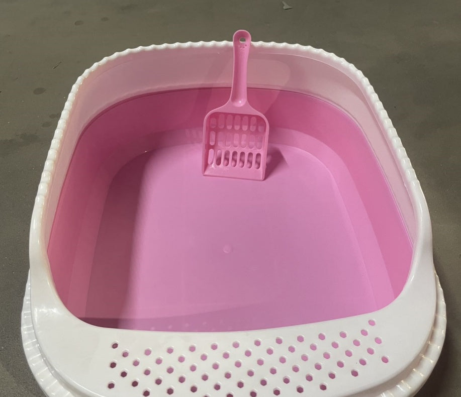 HKM-7543101 Compact Cat Litter Box for Easy Cleanup and Space-Saving Design