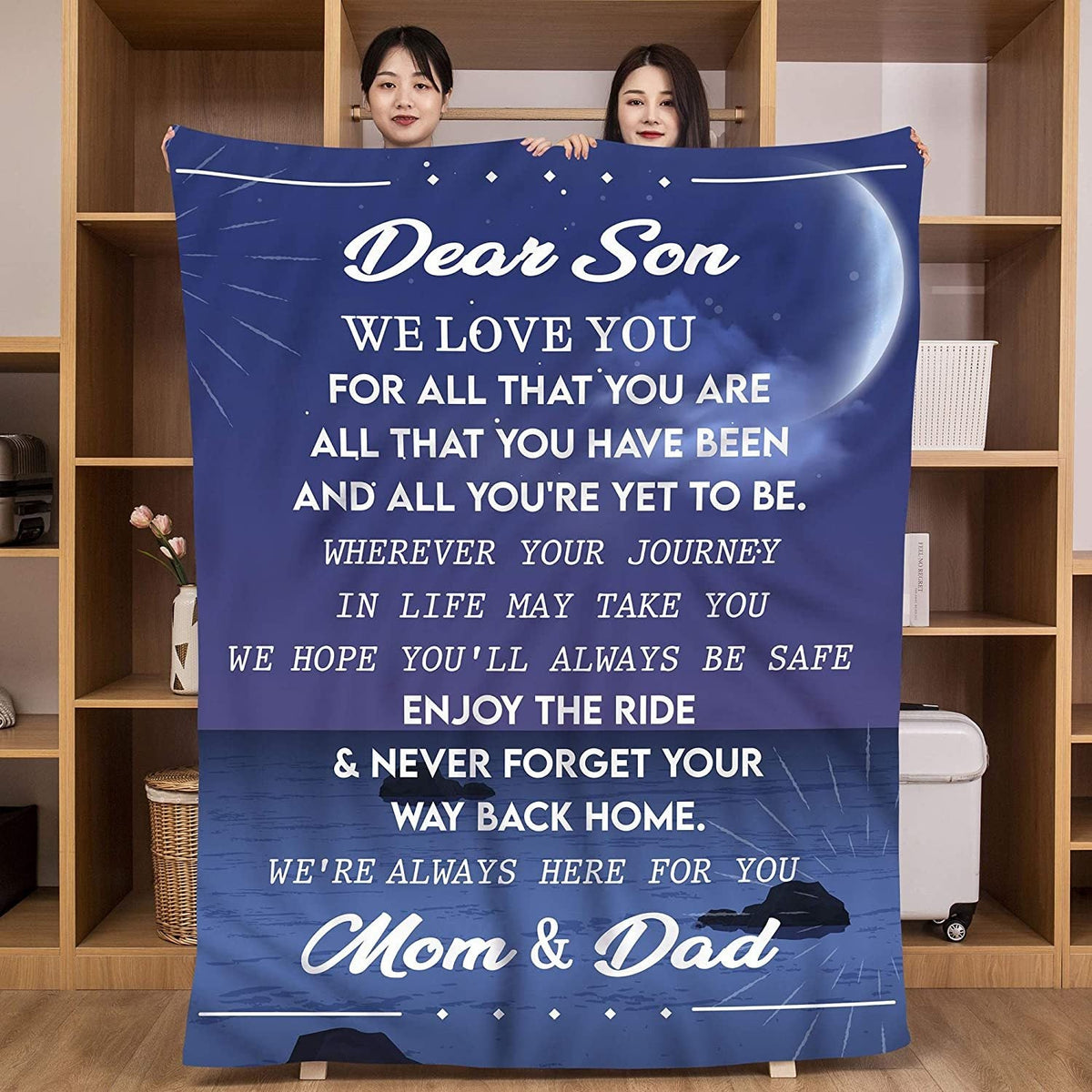 HKM-754451 Cozy Cartoon Flannel Blanket for Sons - Gift from Parents, All-Season Soft Polyester