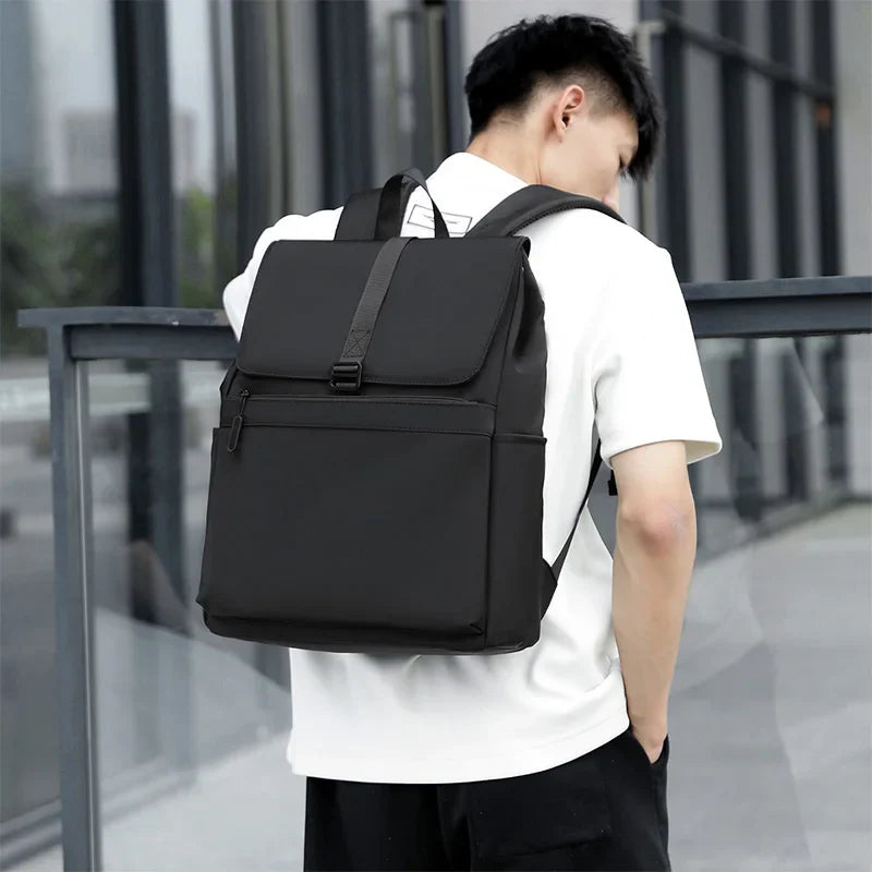 HKM-754835 Waterproof 17-Inch Laptop Backpack for Business and Travel, Versatile Student Bag for Men