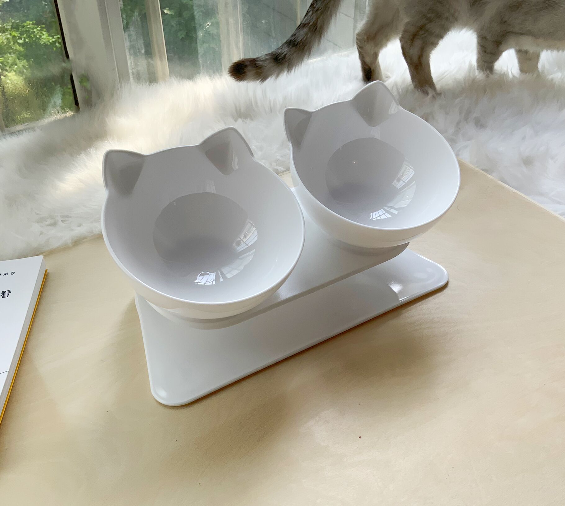 HKM-7559101 Non-Slip Pet Bowl for Cats and Dogs - Durable ABS Base with Tasteless, Non-Toxic Construction