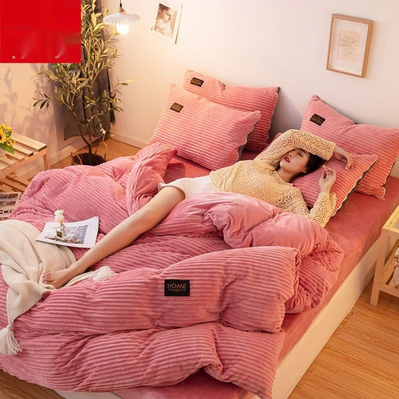 HKM-759379 Milk Fiber Thermal Bedding Set with Various Sizes and Pillowcases