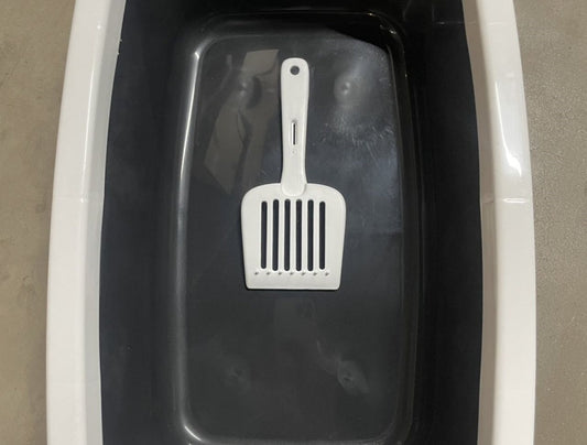 HKM-7608637 Cat Litter Box with Built-In Shovel for Easy Cleaning