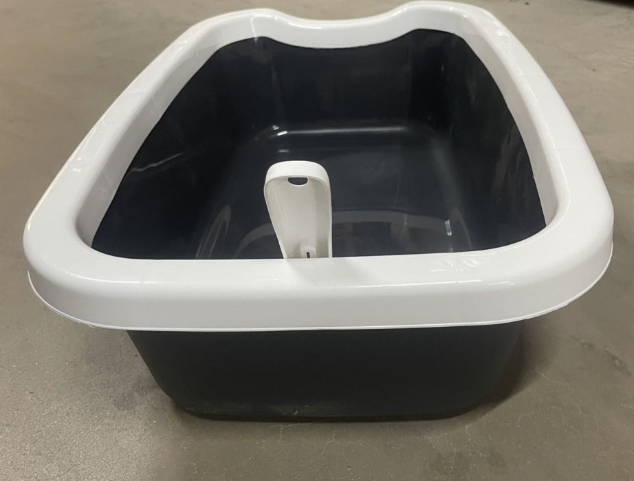 HKM-7608637 Cat Litter Box with Built-In Shovel for Easy Cleaning