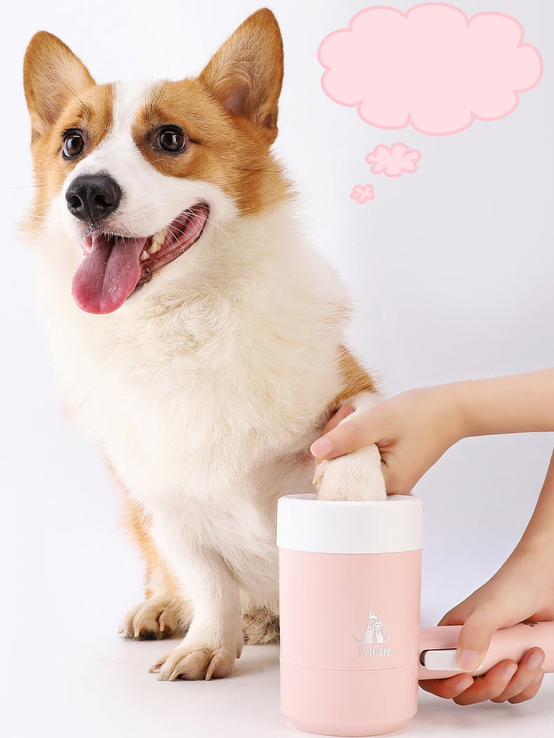 HKM-7676349 Soft Silicone Dog Paw Cleaner Cup with 360 Rotating Combs for Easy Pet Foot Washing