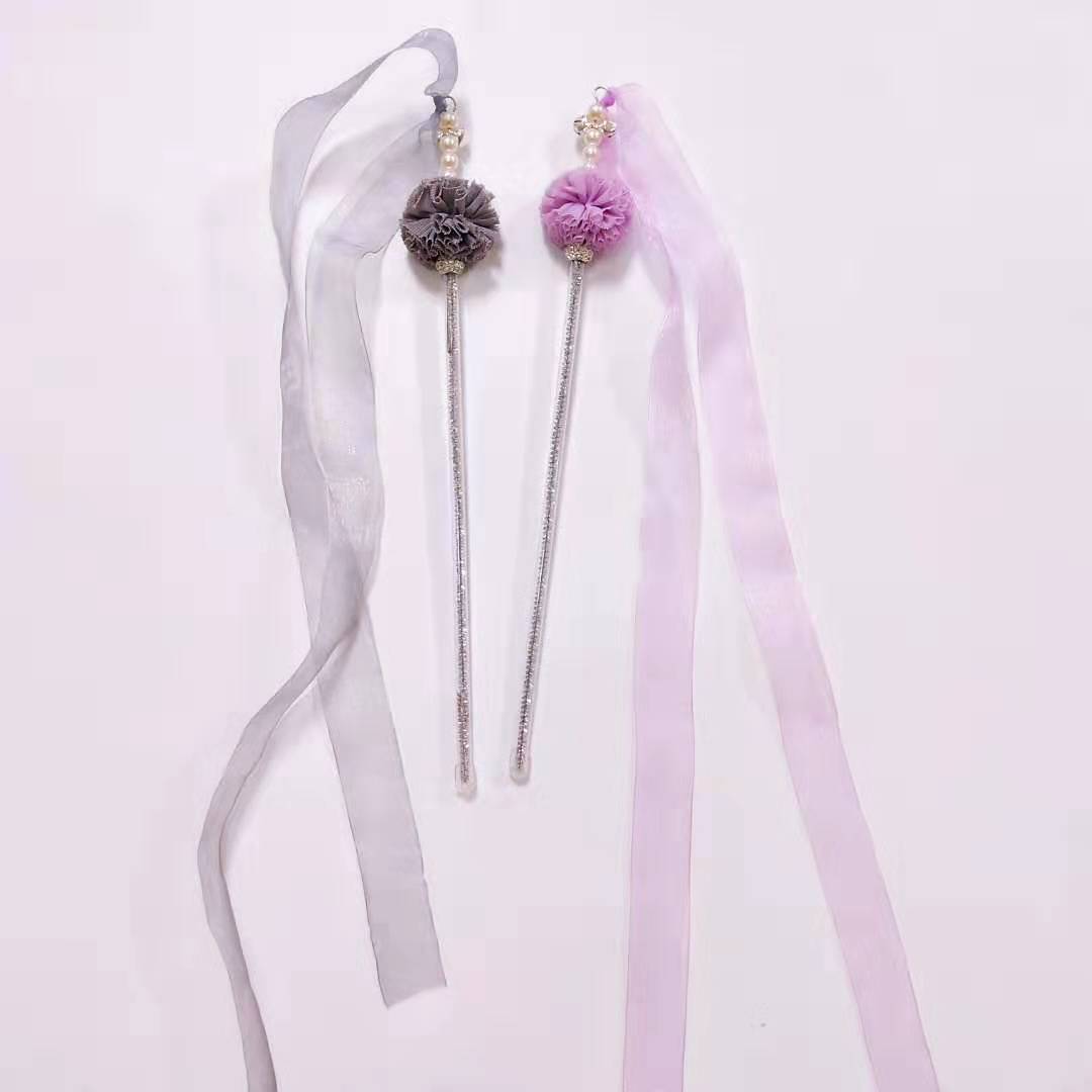 HKM-7690813 Elegant Purple and Peach Flannel Cat Wand T oy with 100cm Yarn Belt