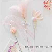 HKM-7690813 Elegant Purple and Peach Flannel Cat Wand T oy with 100cm Yarn Belt