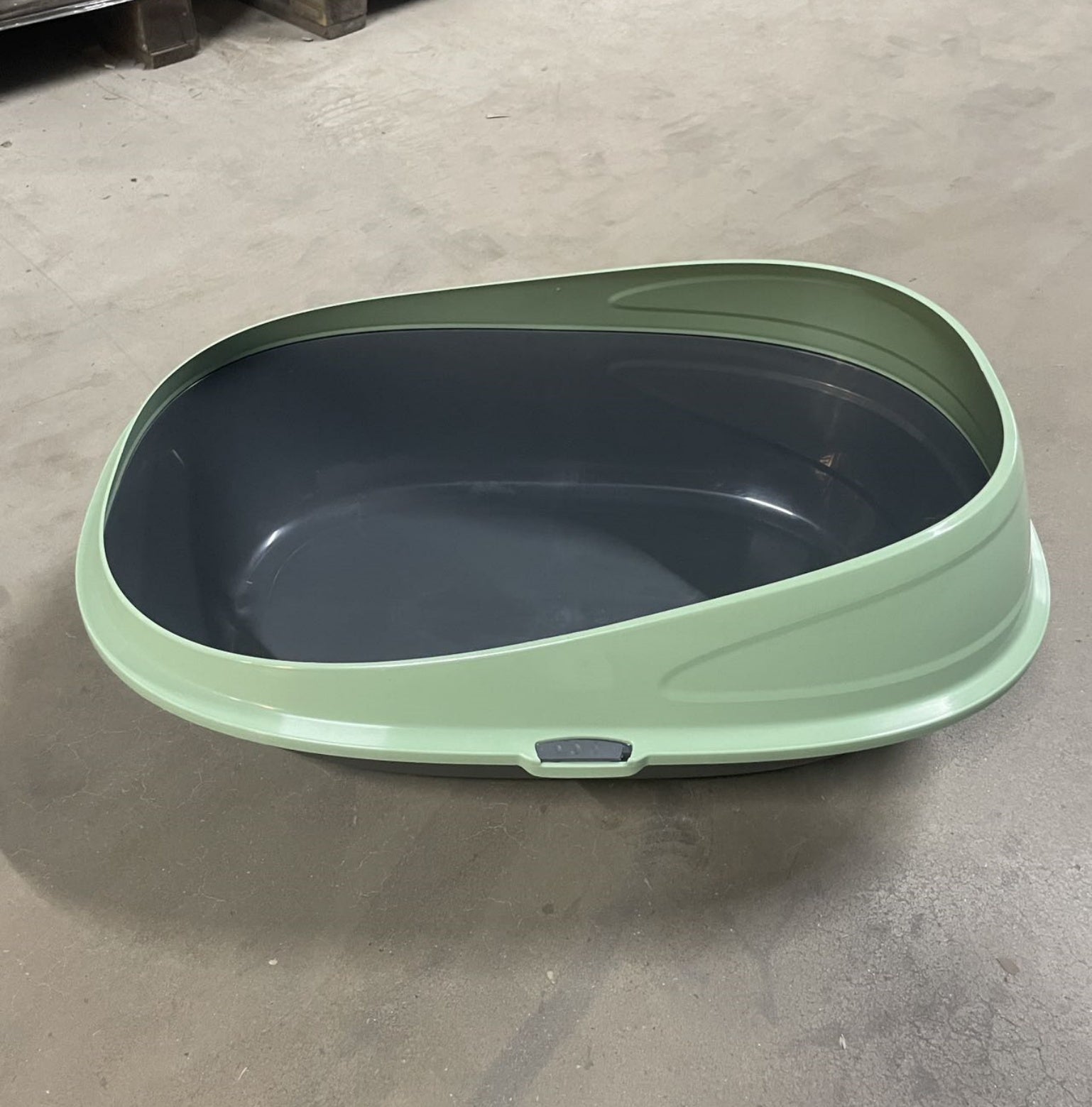 HKM-7706941 Efficient Cat Toilet for Easy Cleanup and Odor Control