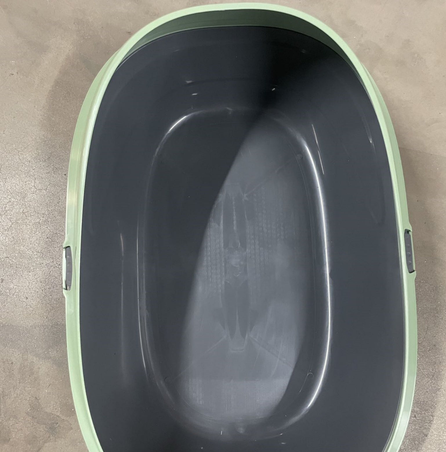 HKM-7706941 Efficient Cat Toilet for Easy Cleanup and Odor Control