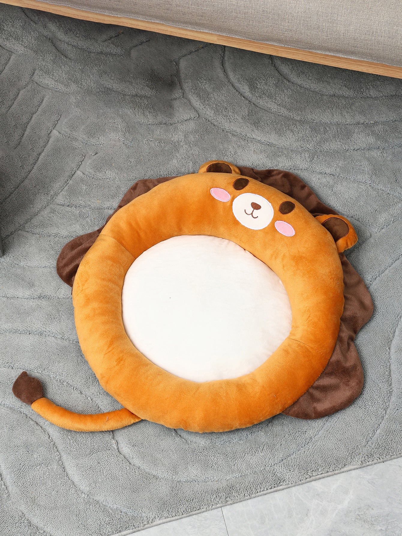 HKM-7732541 Warm and Soft Pet Bed for Cats - Cozy Indoor Kennel with Cloth Material