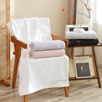 HKM-774291 Plus-sized Thickened Absorbent Bath Towel in White, Pink, Gray, Light Gray, and Dark Gray - Combed Cotton Material