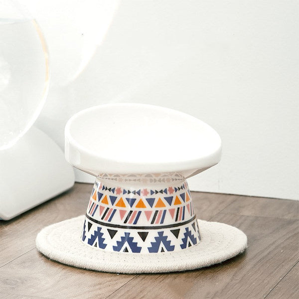 HKM-7749949 Ceramic Cat Bowl in Pink or Blue ¨C Elegant Pet Food Dish and Decorative Ornament
