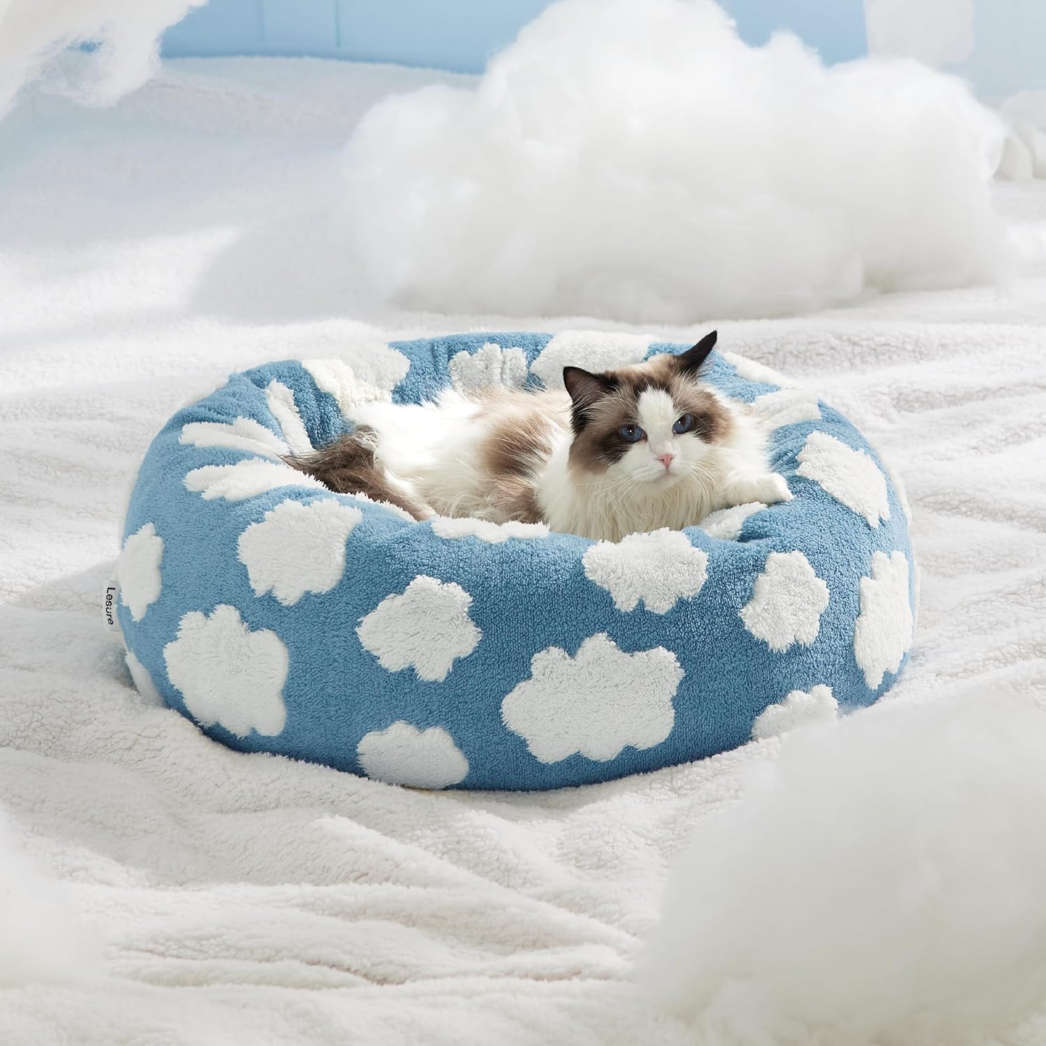 HKM-7828285 Cozy Calming Cat Bed - Round Donut Design with Shaggy Plush and Anti-Slip Base for Indoor Cats
