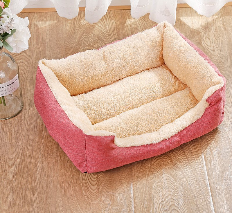 HKM-7830845 Four Seasons Universal Pet Kennel Mat in Soft Fleece for Comfort and Warmth