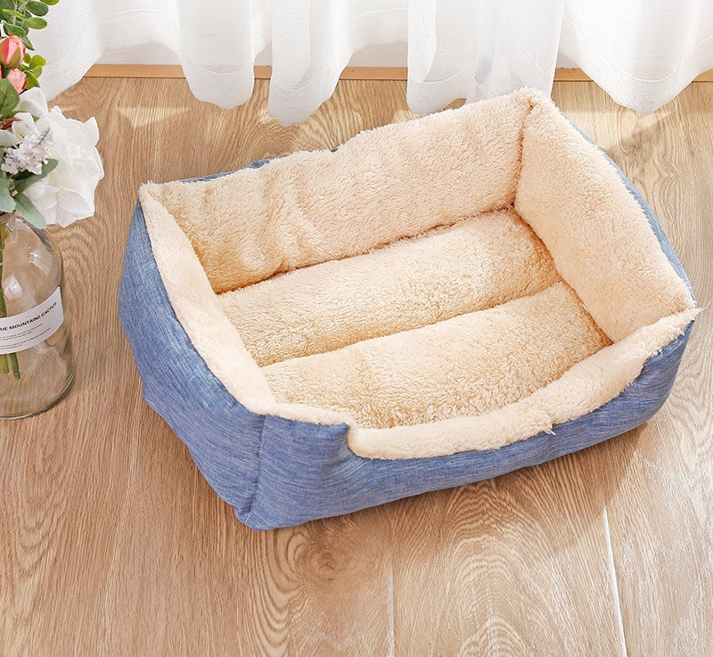 HKM-7830845 Four Seasons Universal Pet Kennel Mat in Soft Fleece for Comfort and Warmth