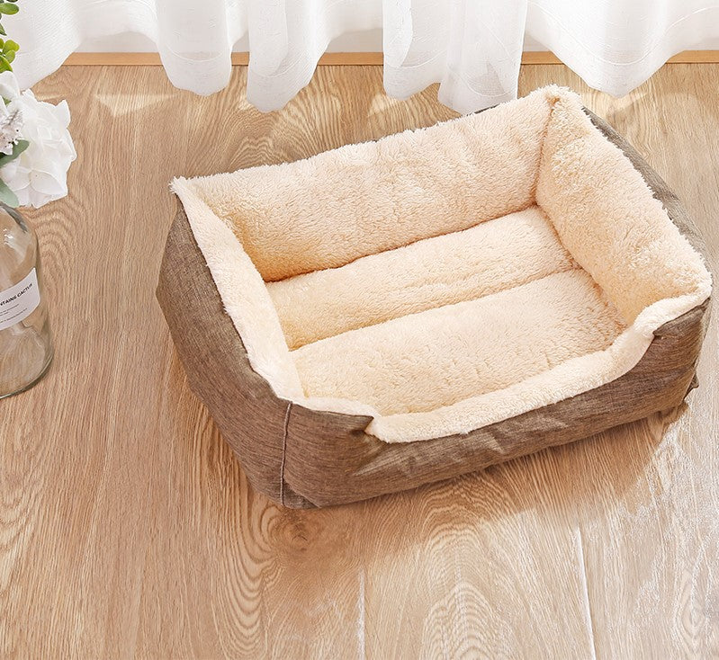 HKM-7830845 Four Seasons Universal Pet Kennel Mat in Soft Fleece for Comfort and Warmth