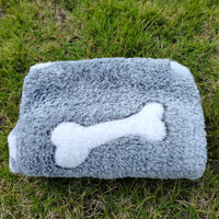 HKM-7833405 Cozy Coral Fleece Cat Kennel Blanket in Various Adorable Designs and Sizes