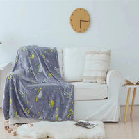 HKM-7866173 Cozy Flannel Glow-in-the-Dark Blanket for Comfortable Naps in Fun Designs