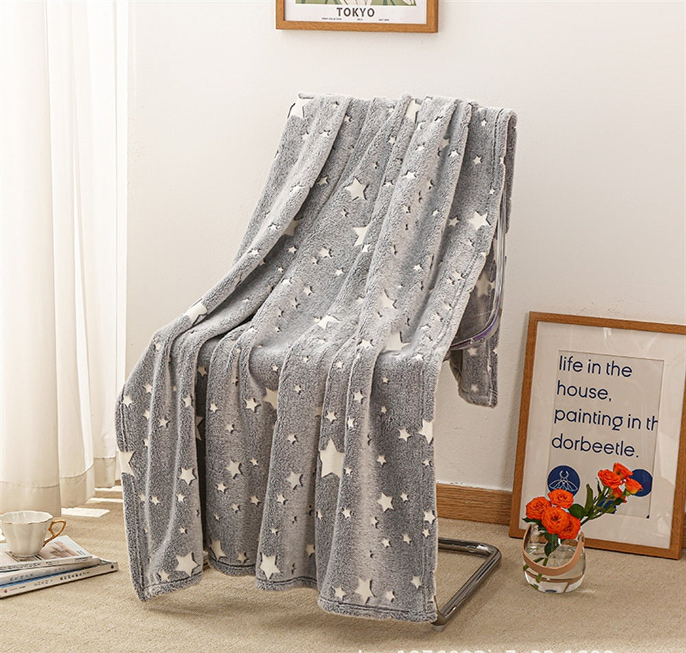 HKM-7866173 Cozy Flannel Glow-in-the-Dark Blanket for Comfortable Naps in Fun Designs