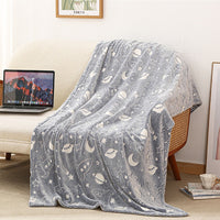HKM-7866173 Cozy Flannel Glow-in-the-Dark Blanket for Comfortable Naps in Fun Designs