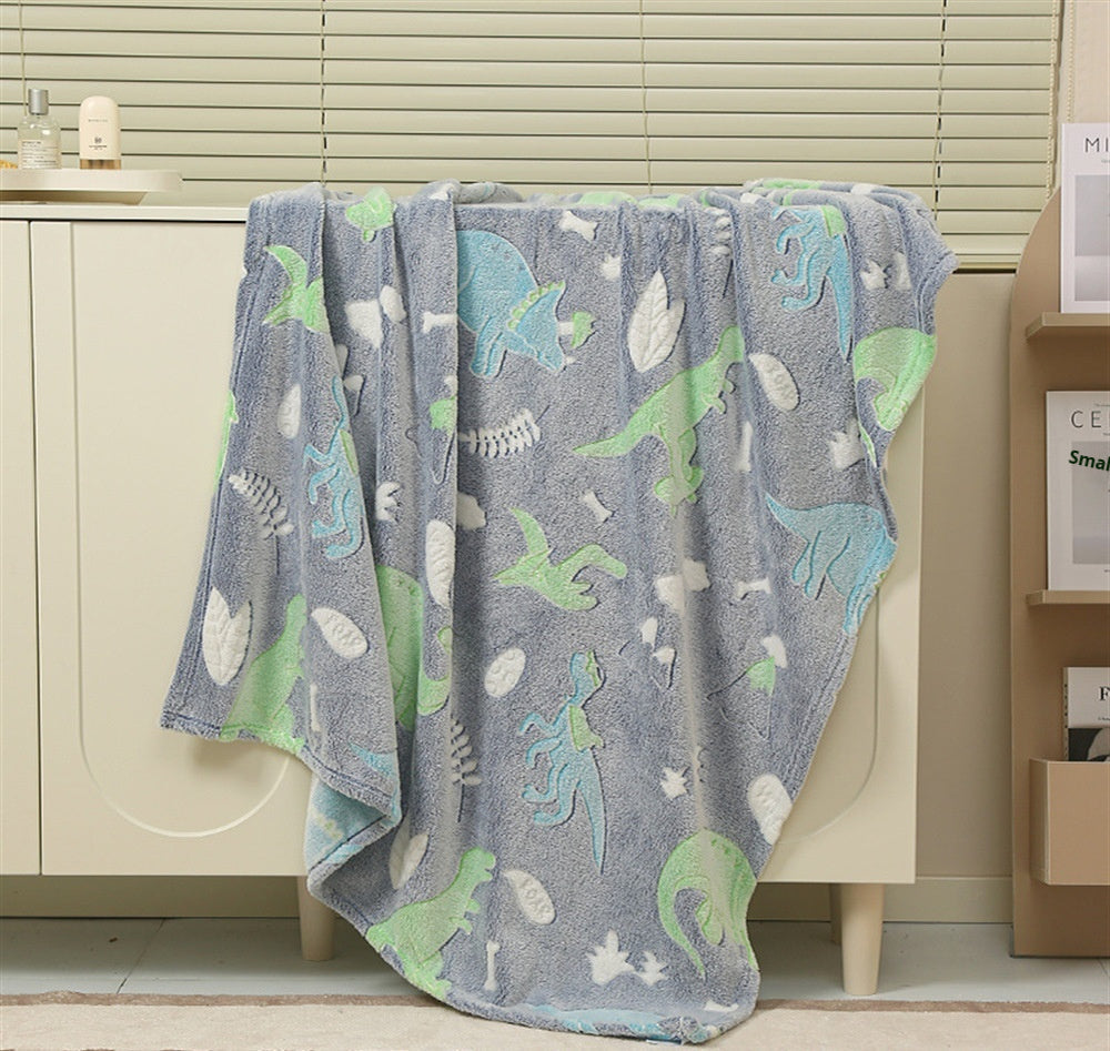 HKM-7866173 Cozy Flannel Glow-in-the-Dark Blanket for Comfortable Naps in Fun Designs