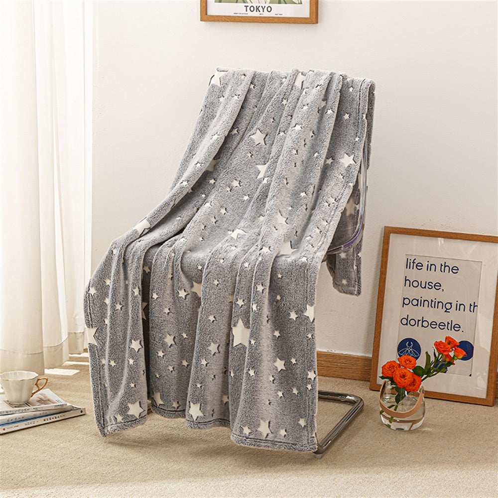 HKM-7866173 Cozy Flannel Glow-in-the-Dark Blanket for Comfortable Naps in Fun Designs
