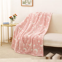HKM-7866173 Cozy Flannel Glow-in-the-Dark Blanket for Comfortable Naps in Fun Designs