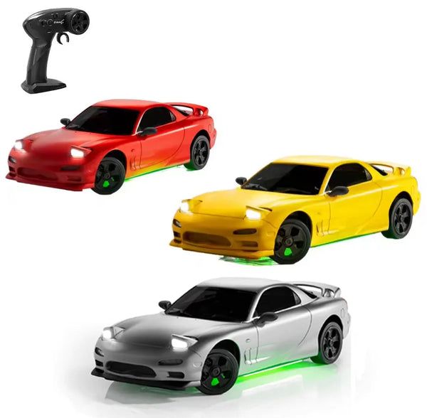 HKM-786643 1/18 Scale 4x4 Remote Control Drift Car with LED Lights and High-Speed Drift Wheels