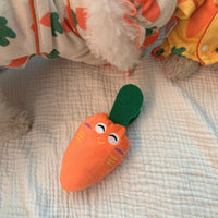 HKM-7908669 Plush Carrot Sound Toy for Dogs - Cute and Soft 8x5cm Orange Design